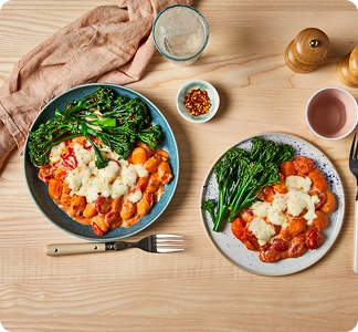 Food box for families with family-friendly meals